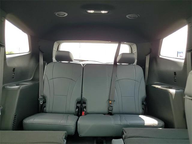 Photo of 2024 Summit White Buick Enclave