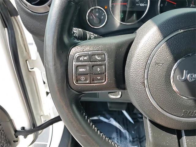 Photo of 2017 Bright White Clearcoat Jeep Wrangler Unlimited