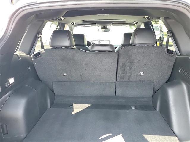Photo of 2025 Platinum White Pearl Honda CR-V Hybrid