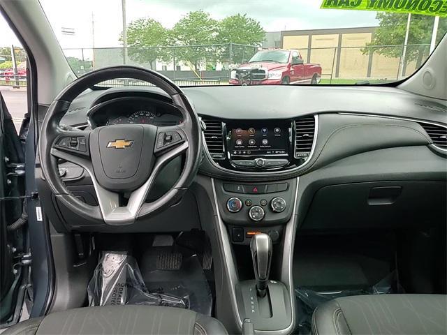 Photo of 2022 Shadow Gray Metallic Chevrolet Trax