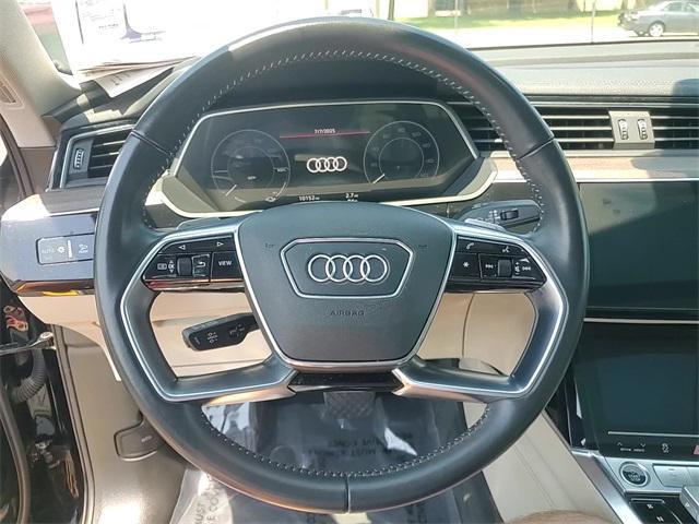 Photo of 2021 Black Metallic Audi e-tron Sportback