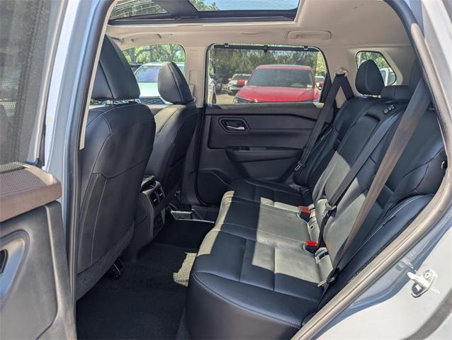 Photo of 2023 Boulder Gray Pearl Nissan Rogue