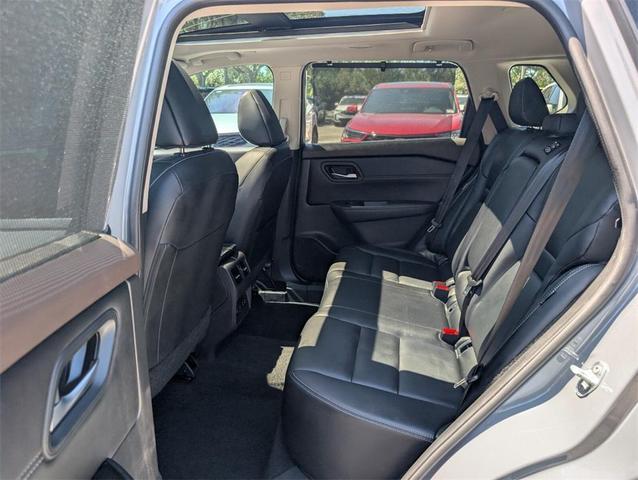 Photo of 2023 Boulder Gray Pearl Nissan Rogue