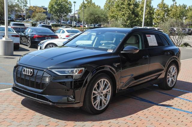 Photo of 2021 Brilliant Black Audi e-tron