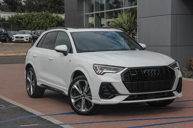 2022 Audi Q3