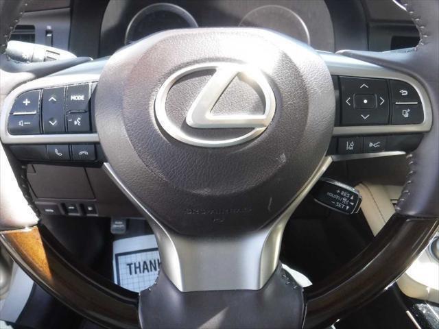 Photo of 2017 Satin Cashmere Metallic Lexus ES 350