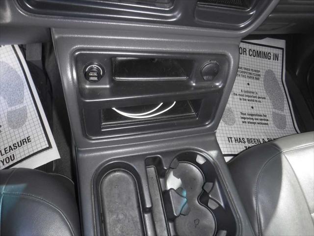 Photo of 2006 Blue Granite Metallic Chevrolet Silverado 1500