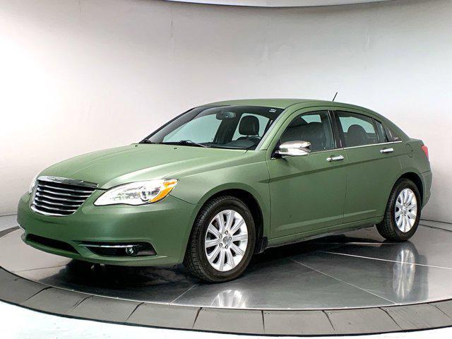 2013 Chrysler 200