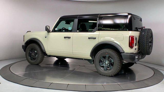 Photo of 2025 DESERT SAND Ford Bronco