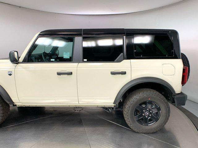 Photo of 2025 DESERT SAND Ford Bronco