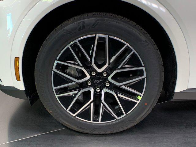 Photo of 2025 STAR WHITE MET TRI-COAT Ford Mustang Mach-E