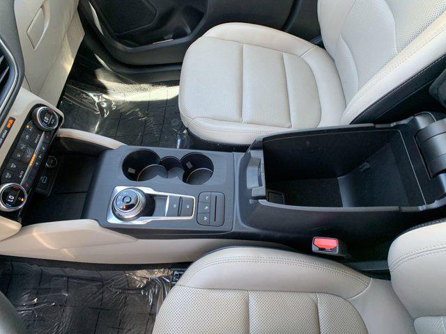 Photo of 2021 CARBONIZED GRAY Ford Escape