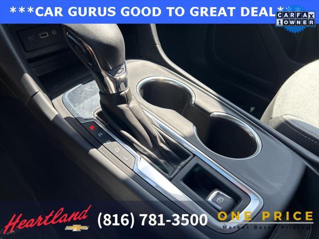 Photo of 2022 Blue Glow Metallic Chevrolet Equinox