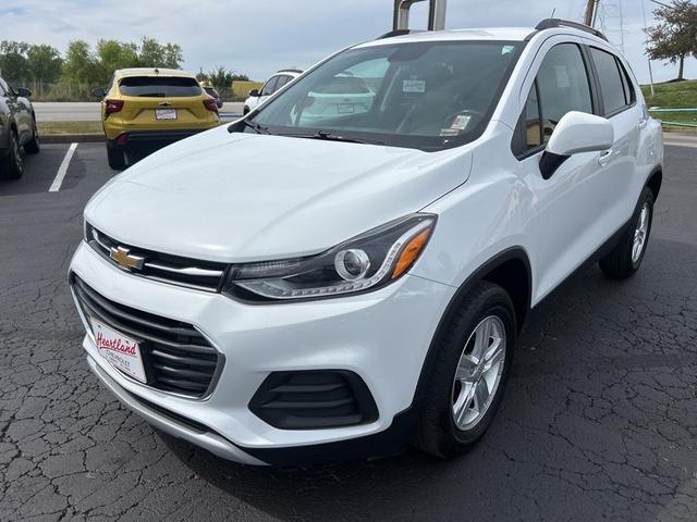 Photo of 2022 Summit White Chevrolet Trax