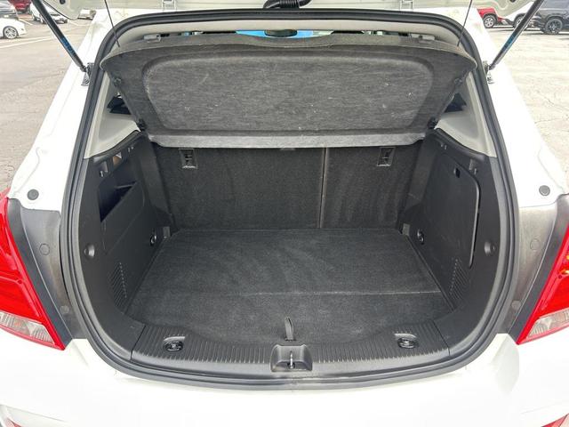 Photo of 2022 Summit White Chevrolet Trax