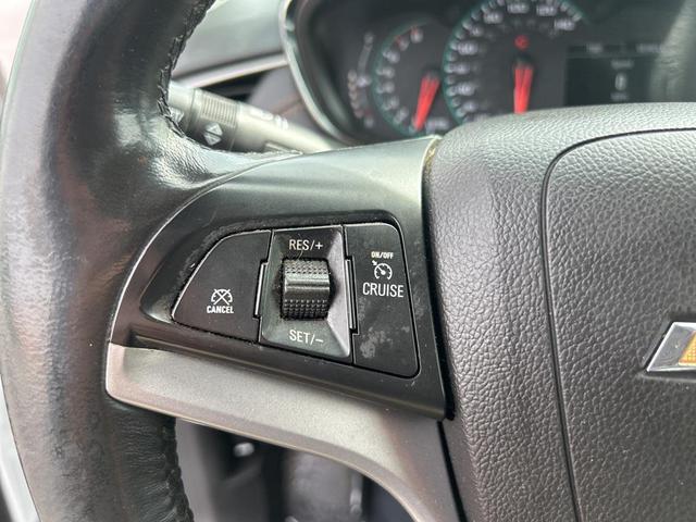 Photo of 2022 Summit White Chevrolet Trax