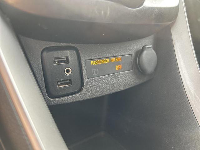Photo of 2022 Summit White Chevrolet Trax