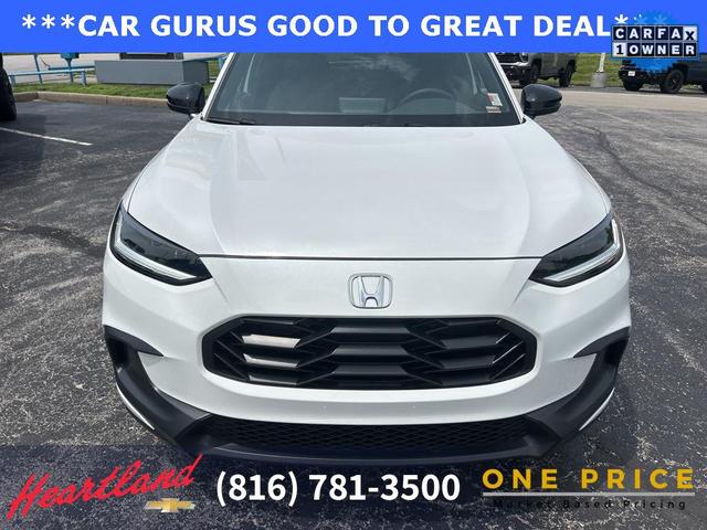 Photo of 2024 Platinum White Pearl Honda HR-V
