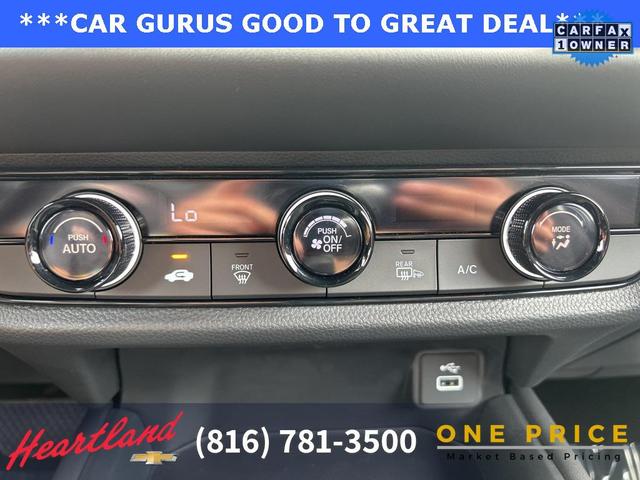 Photo of 2024 Platinum White Pearl Honda HR-V