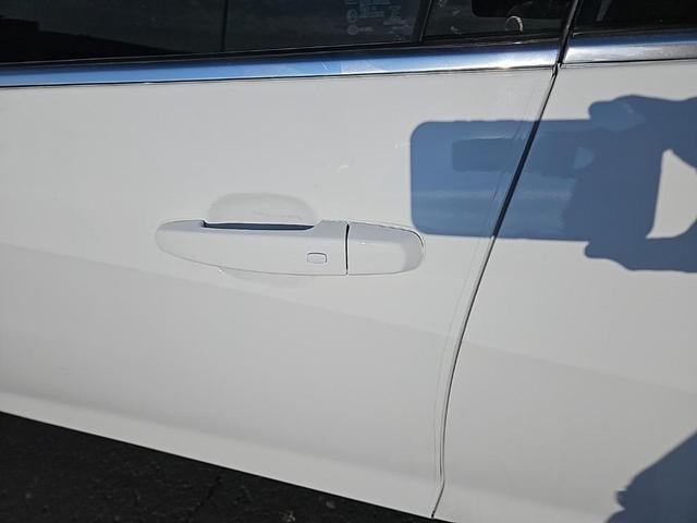 Photo of 2022 Summit White Chevrolet Malibu