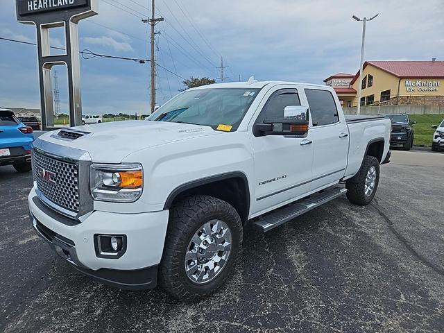 Photo of 2017 Summit White GMC Sierra 2500