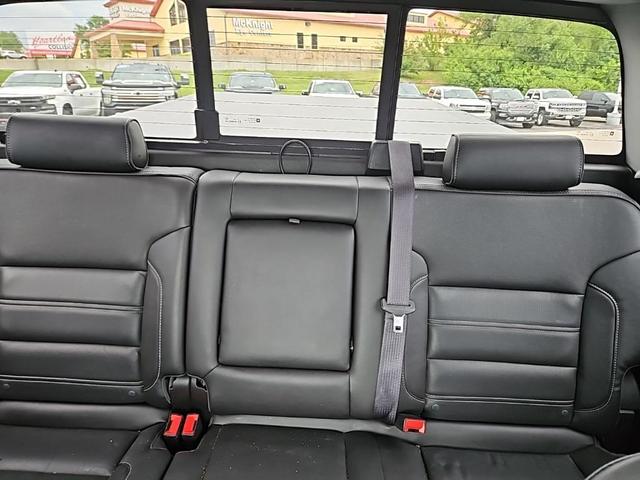 Photo of 2017 Summit White GMC Sierra 2500