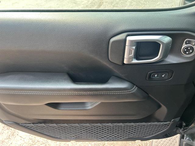 Photo of 2018 Black Clearcoat Jeep Wrangler Unlimited