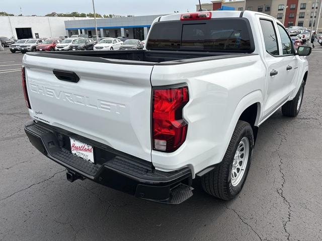 Photo of 2025 Summit White Chevrolet Colorado