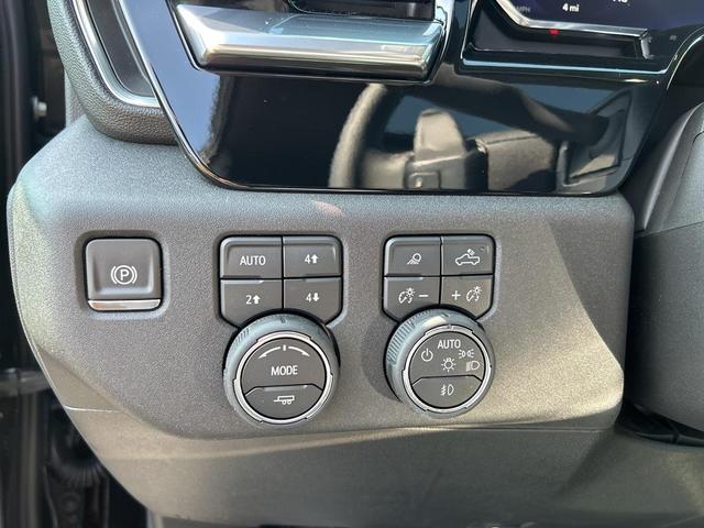Photo of 2026 Black Chevrolet Silverado 1500