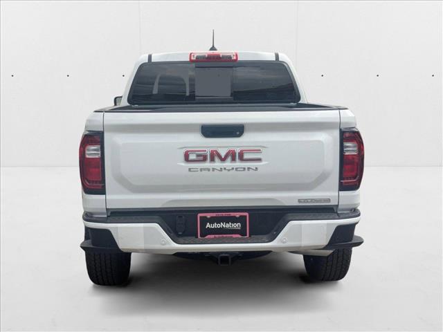 Photo of 2025 Summit White GMC Canyon