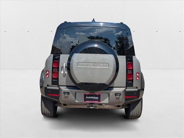 Photo of 2024 Eiger Grey Metallic Land Rover Defender