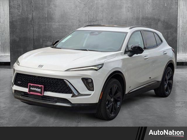 Photo of 2025 Summit White Buick Envision
