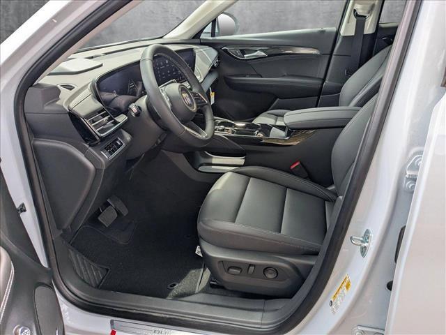 Photo of 2025 Iridescent White Tricoat Buick Envision