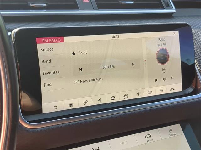 Photo of 2018 Black Land Rover Range Rover Velar