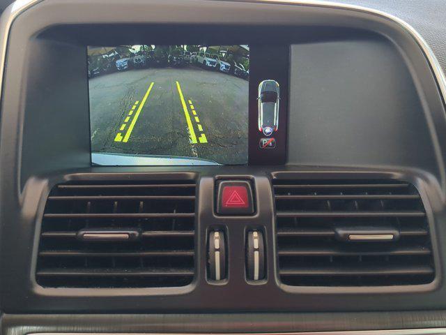 Photo of 2015 Rich Java Metallic Volvo XC60