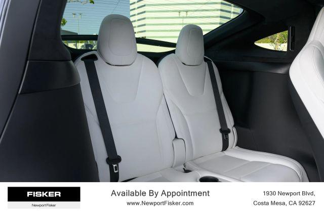 Photo of 2019 Gray Tesla Model X