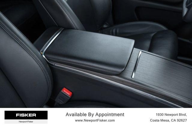 Photo of 2022 Gray Tesla Model X