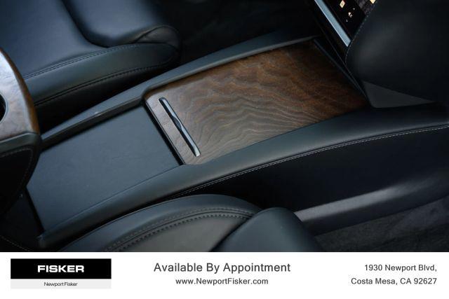 Photo of 2020 White Tesla Model S