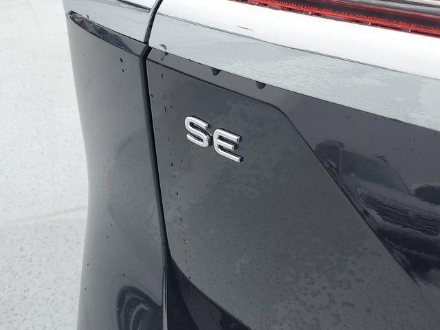 Photo of 2025 Deep Black Pearl Volkswagen Atlas