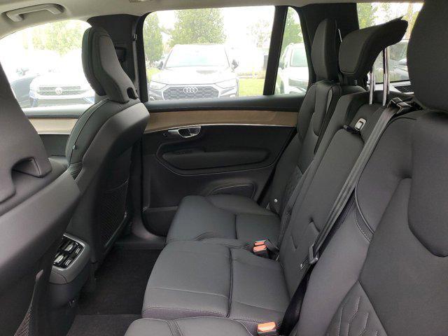 Photo of 2025 Silver Dawn Metallic Volvo XC90