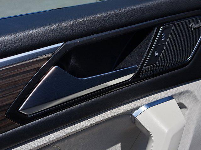 Photo of 2022 Atlantic Blue Metallic Volkswagen Tiguan