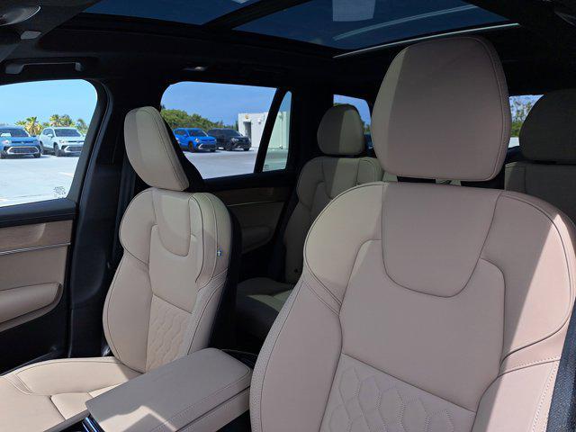 Photo of 2026 Denim Blue Metallic Volvo XC90