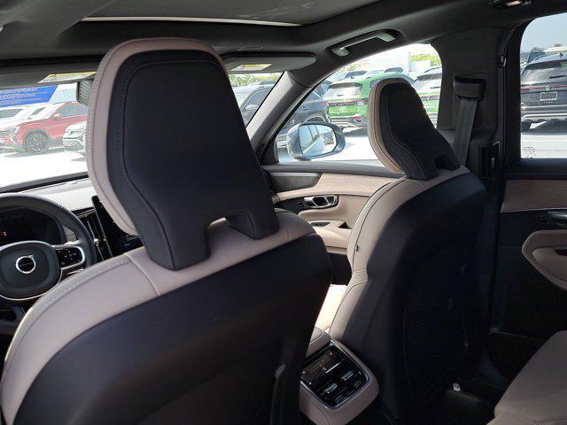 Photo of 2026 Denim Blue Metallic Volvo XC90
