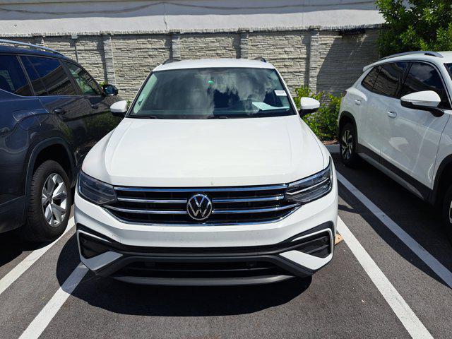 Photo of 2022 Pure White Volkswagen Tiguan