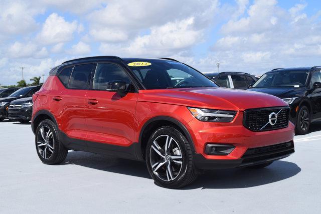 2022 Volvo XC40