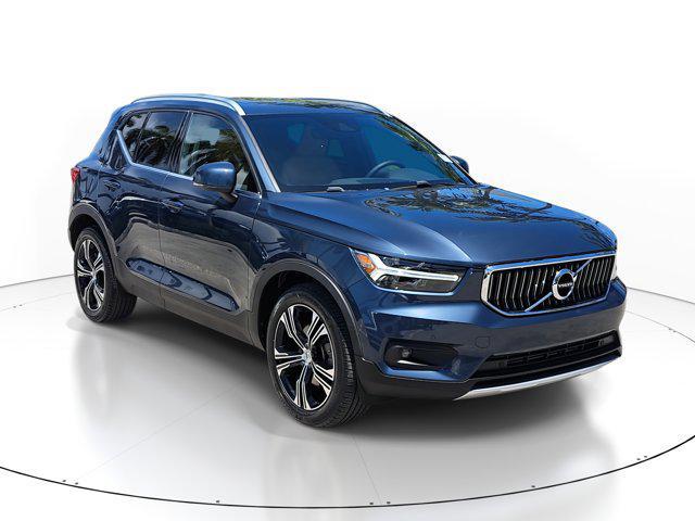 2022 Volvo XC40