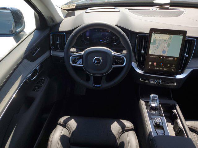 Photo of 2025 Denim Blue Metallic Volvo XC90