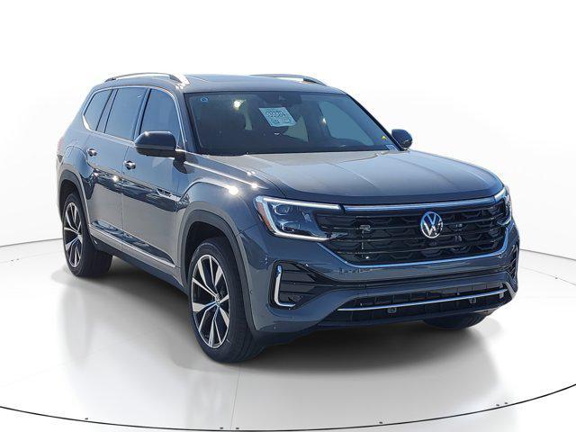 Photo of 2025 Pure Gray Volkswagen Atlas