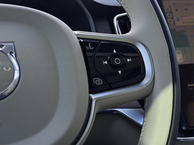 Photo of 2026 Crystal White Pearl Volvo XC90