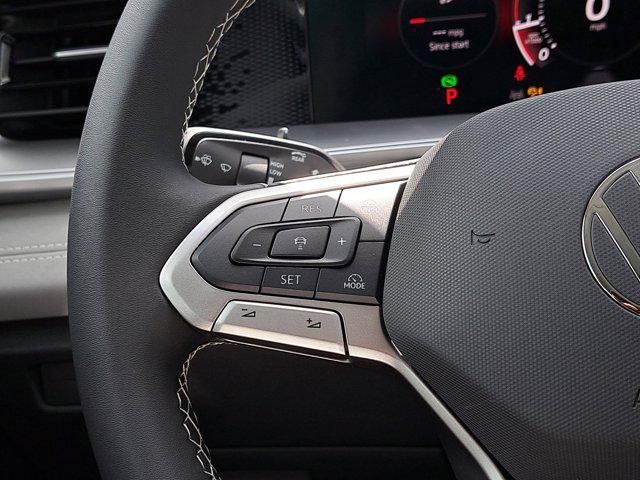 Photo of 2025 Platinum Gray Metallic Volkswagen Tiguan